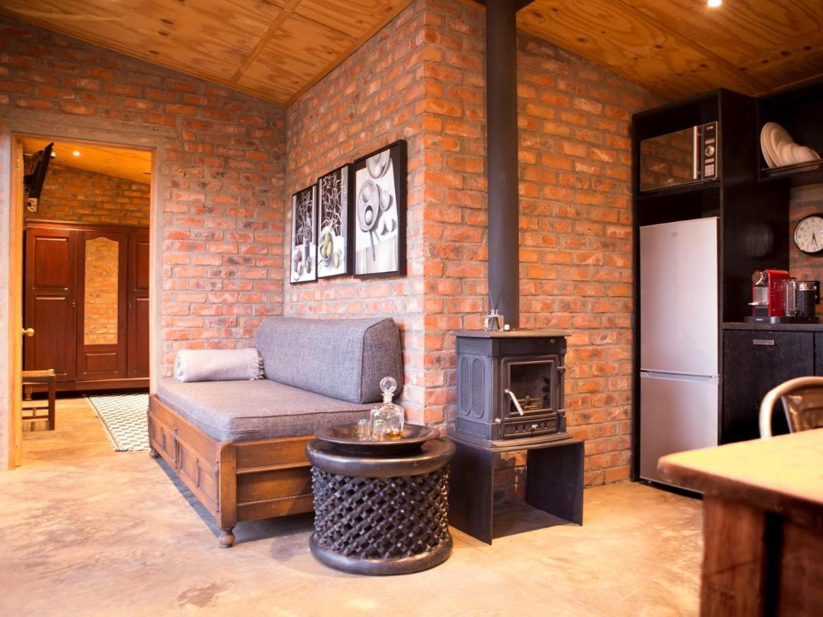 Liedjiesbos Urban Olive Farm Bed & Breakfast Bloemfontein Exterior photo