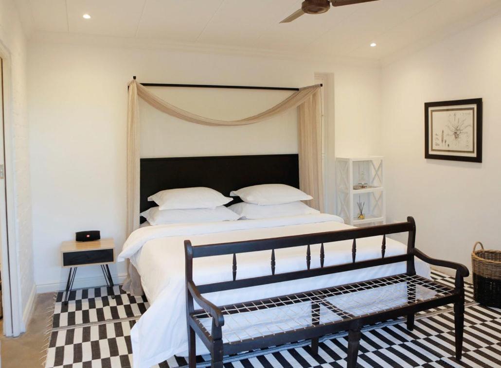 Liedjiesbos Urban Olive Farm Bed & Breakfast Bloemfontein Exterior photo